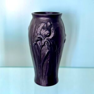 1930s Tiffin Glass Company Black Amethyst Satin Glass Vase in Iris 💜🖤